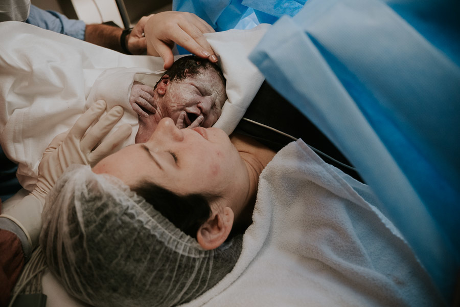 Fotografia de parto da Liz no Hospital Israelita Albert Einstein por Anderson Crepaldi Fotografia