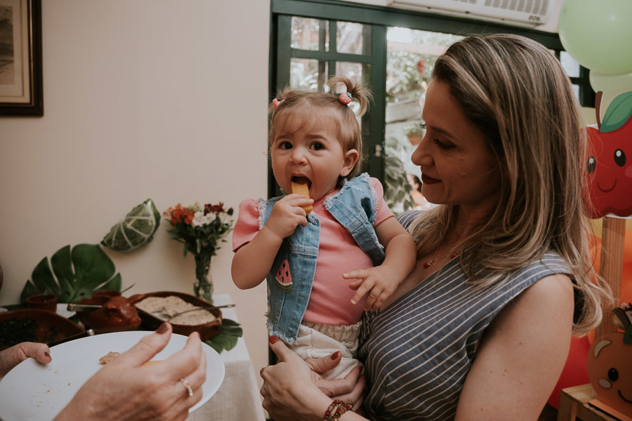 Festa infantil com tema frutas de Serena no Restaurante Famiglia Geraci por Anderson Crepaldi Fotografia
