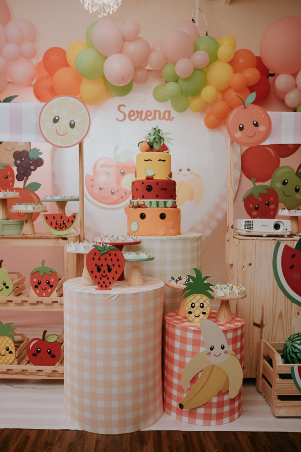 Festa infantil com tema frutas de Serena no Restaurante Famiglia Geraci por Anderson Crepaldi Fotografia