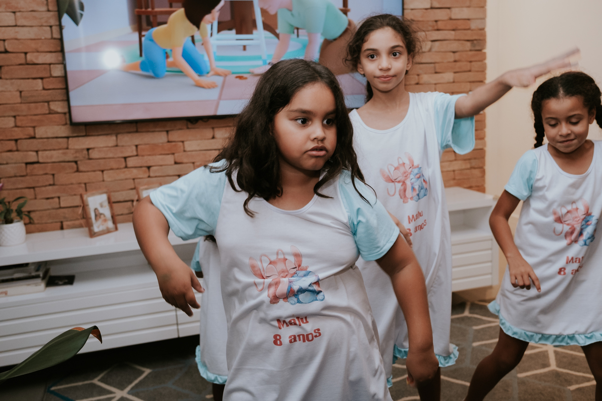 Festa do pijama com tema Lilo & Stitch de Maria Luiza por Anderson Crepaldi FOotgrafia