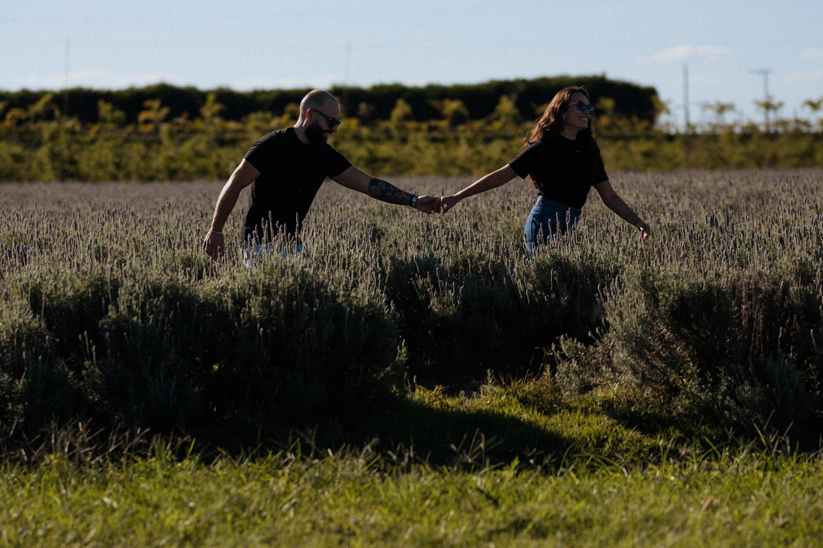 Ensaio pré wedding no Macena Flores em Holambra por Anderson Crepaldi Fotografia