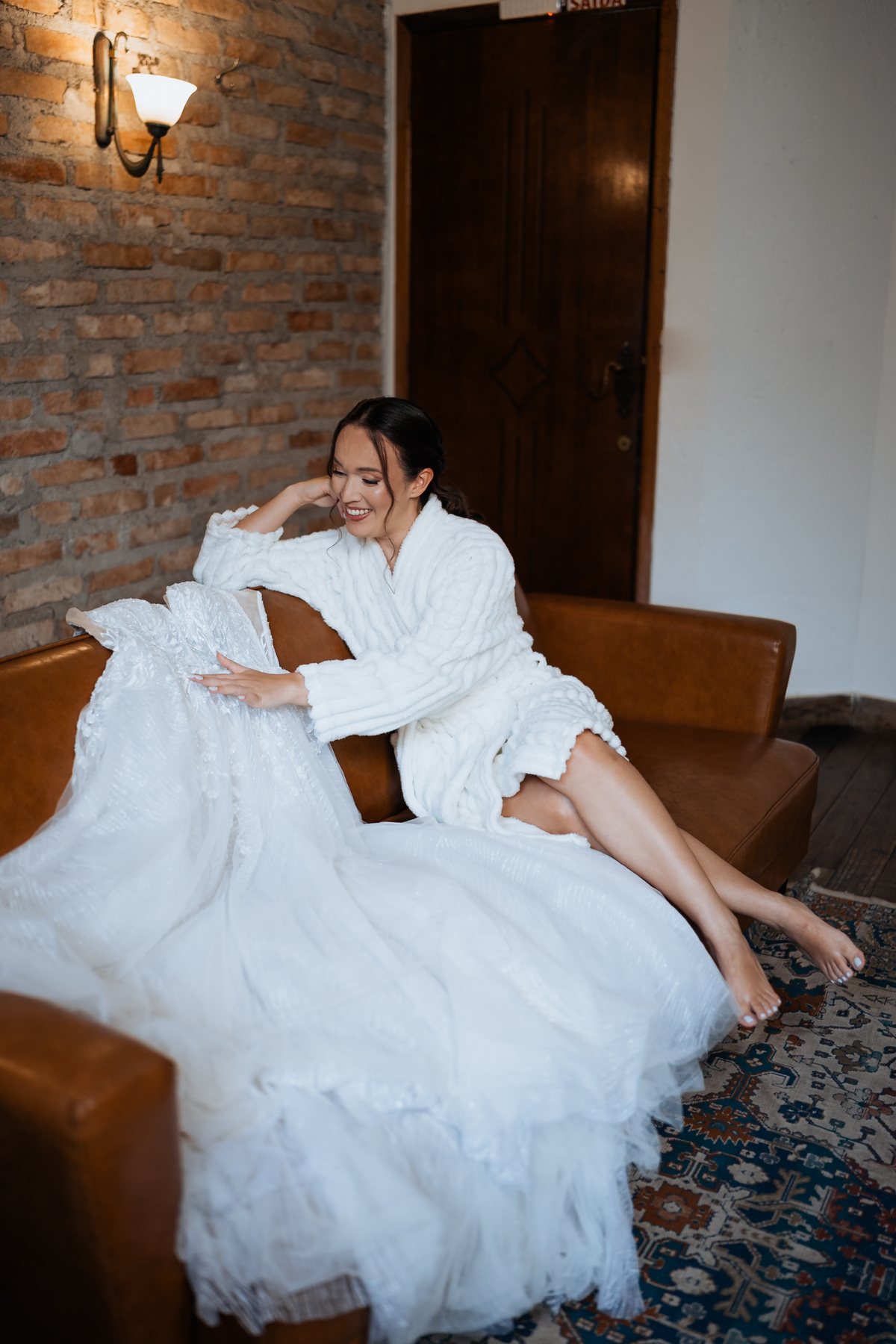 Casamento na Paróquia São Benedito, em Mogi das cruzes. Casamento no Casarão La Villa de Marina e Douglas por Anderson Crepaldi Fotografia