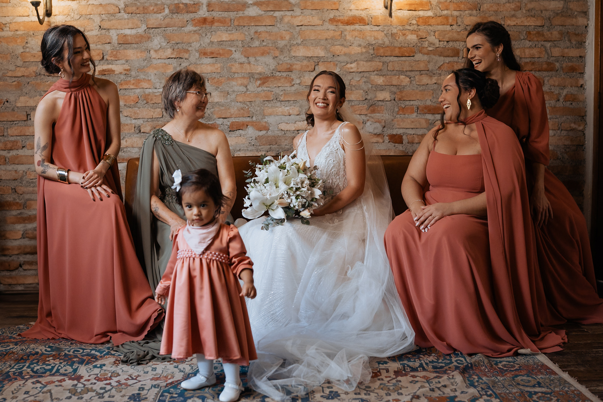 Casamento na Paróquia São Benedito, em Mogi das cruzes. Casamento no Casarão La Villa de Marina e Douglas por Anderson Crepaldi Fotografia