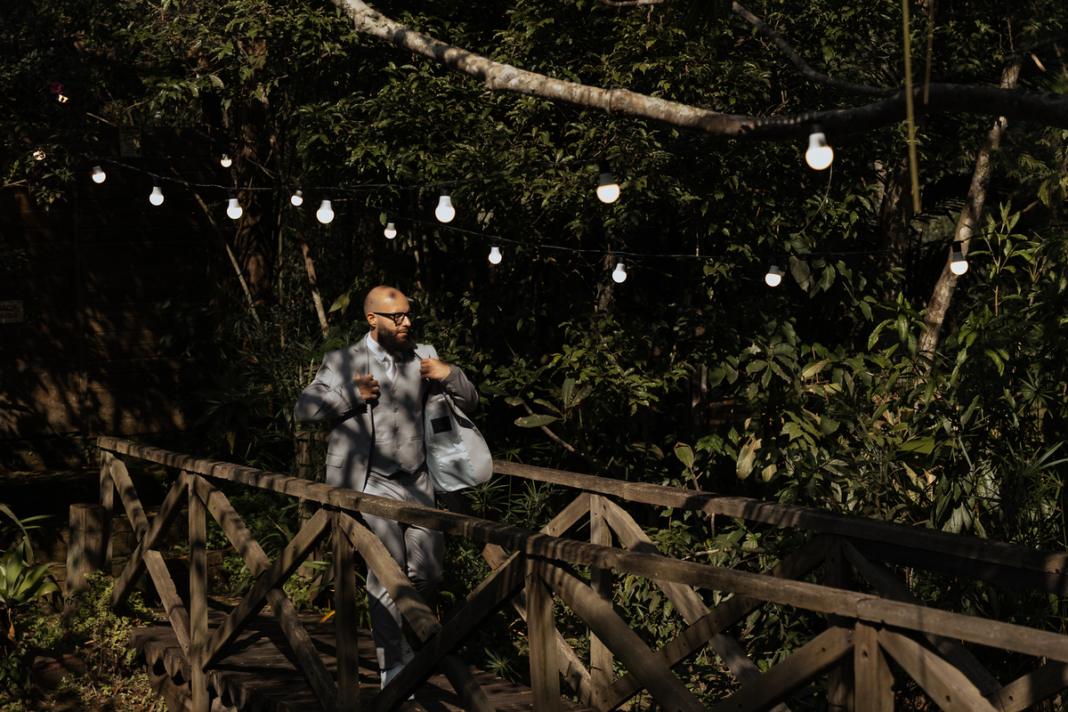 Casamento na Paróquia São Benedito, em Mogi das cruzes. Casamento no Casarão La Villa de Marina e Douglas por Anderson Crepaldi Fotografia