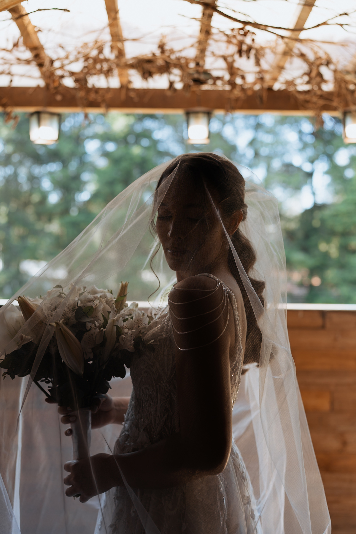 Casamento na Paróquia São Benedito, em Mogi das cruzes. Casamento no Casarão La Villa de Marina e Douglas por Anderson Crepaldi Fotografia