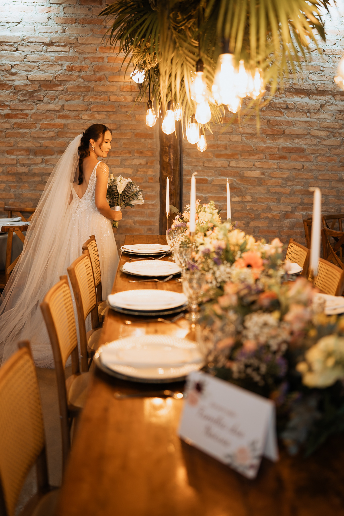Casamento na Paróquia São Benedito, em Mogi das cruzes. Casamento no Casarão La Villa de Marina e Douglas por Anderson Crepaldi Fotografia