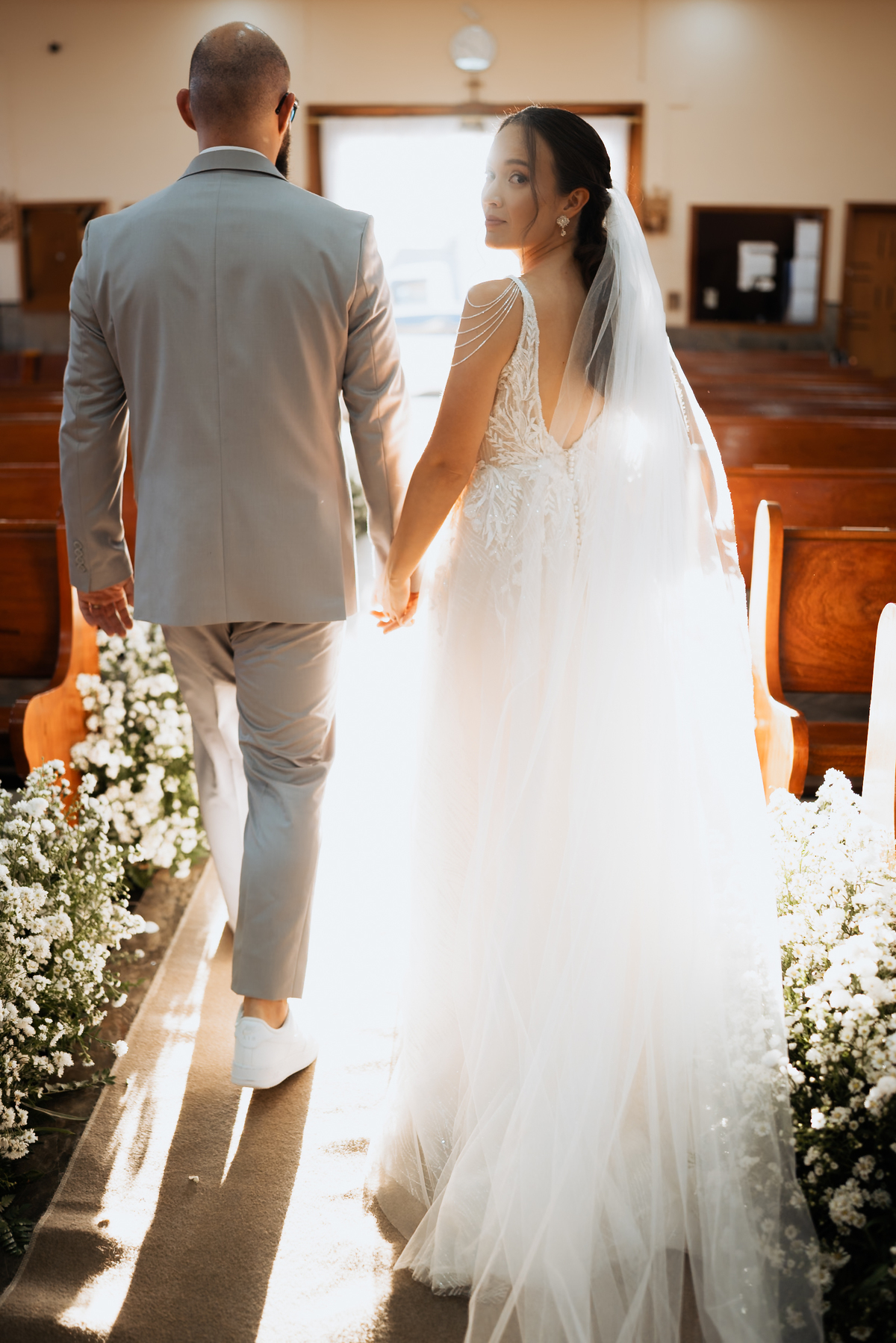 Casamento na Paróquia São Benedito, em Mogi das cruzes. Casamento no Casarão La Villa de Marina e Douglas por Anderson Crepaldi Fotografia