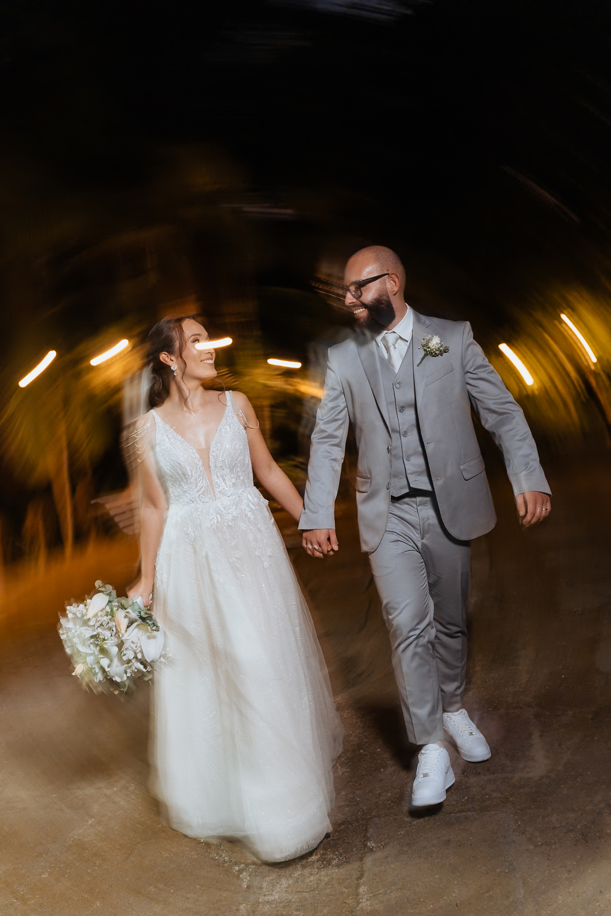 Casamento na Paróquia São Benedito, em Mogi das cruzes. Casamento no Casarão La Villa de Marina e Douglas por Anderson Crepaldi Fotografia