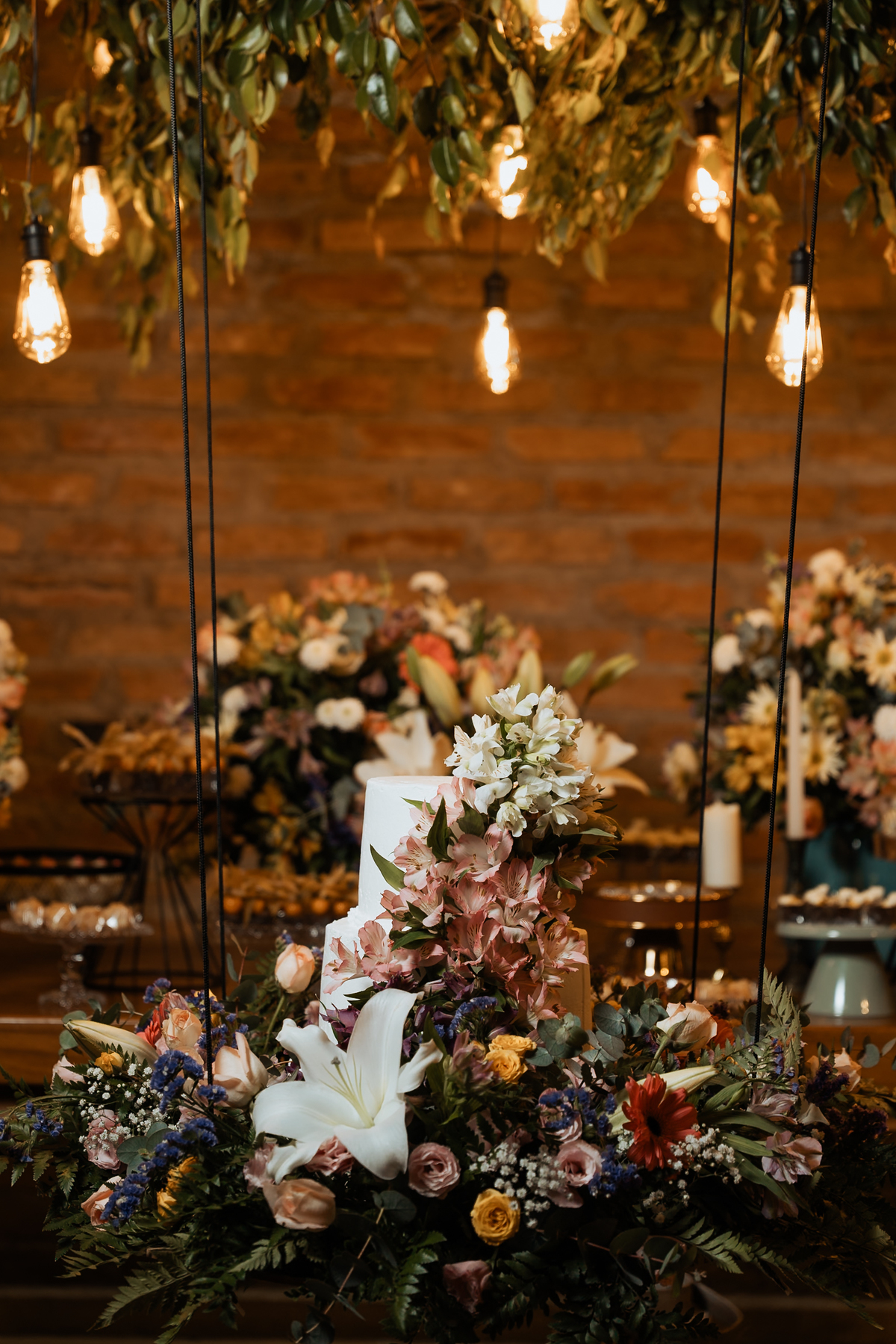 Casamento na Paróquia São Benedito, em Mogi das cruzes. Casamento no Casarão La Villa de Marina e Douglas por Anderson Crepaldi Fotografia