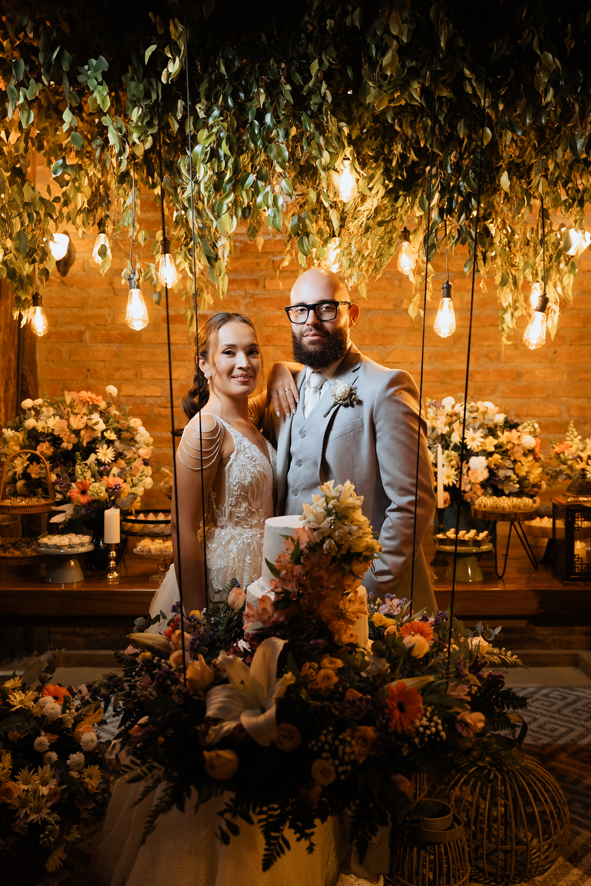 Casamento na Paróquia São Benedito, em Mogi das cruzes. Casamento no Casarão La Villa de Marina e Douglas por Anderson Crepaldi Fotografia