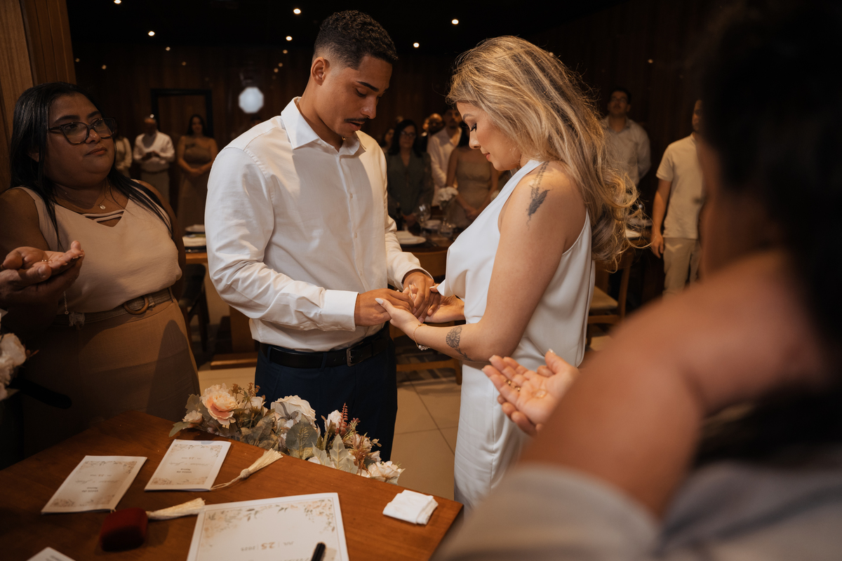 Casamento no Restaurante Coco Bambu Shopping Market Place de Larissa e João por Anderson Crepaldi Fotografia