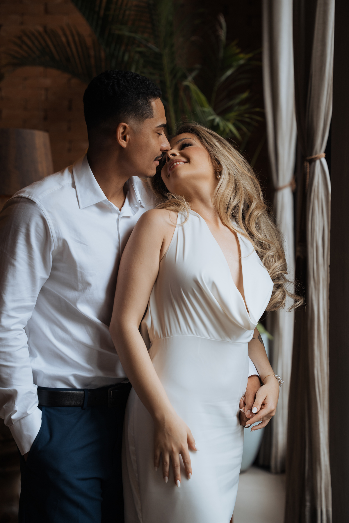 Casamento no Restaurante Coco Bambu Shopping Market Place de Larissa e João por Anderson Crepaldi Fotografia