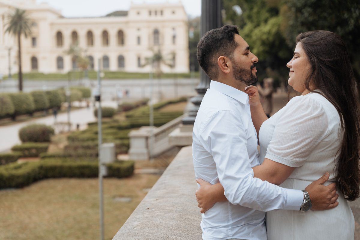 Ensaio pré casamento no Museu do Ipiranga/Parque da Independência de Vitoria e Adlai por Anderson Crepaldi Fotografia