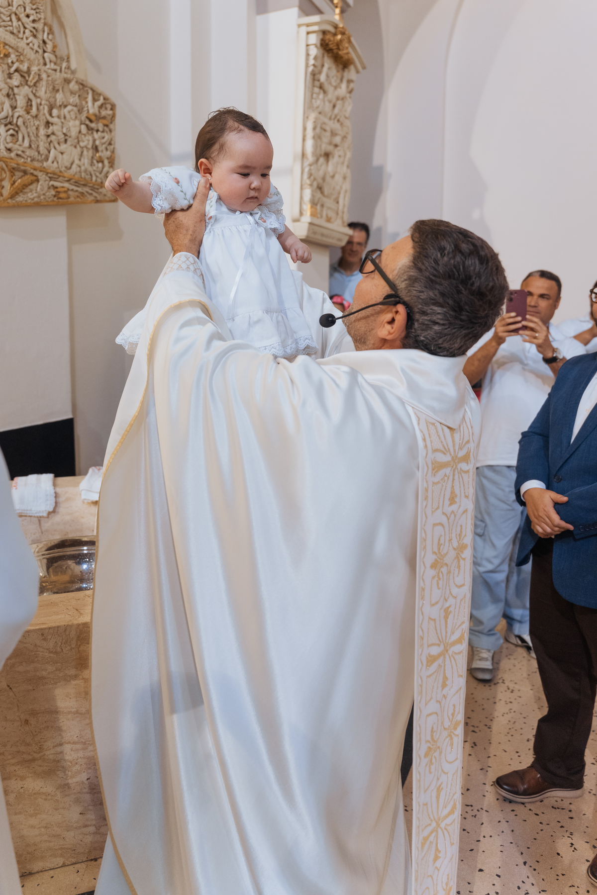 Batizado na Paróquia Cristo Rei Tatuapé de Maria Vitória por Anderson Crepaldi Fotografia