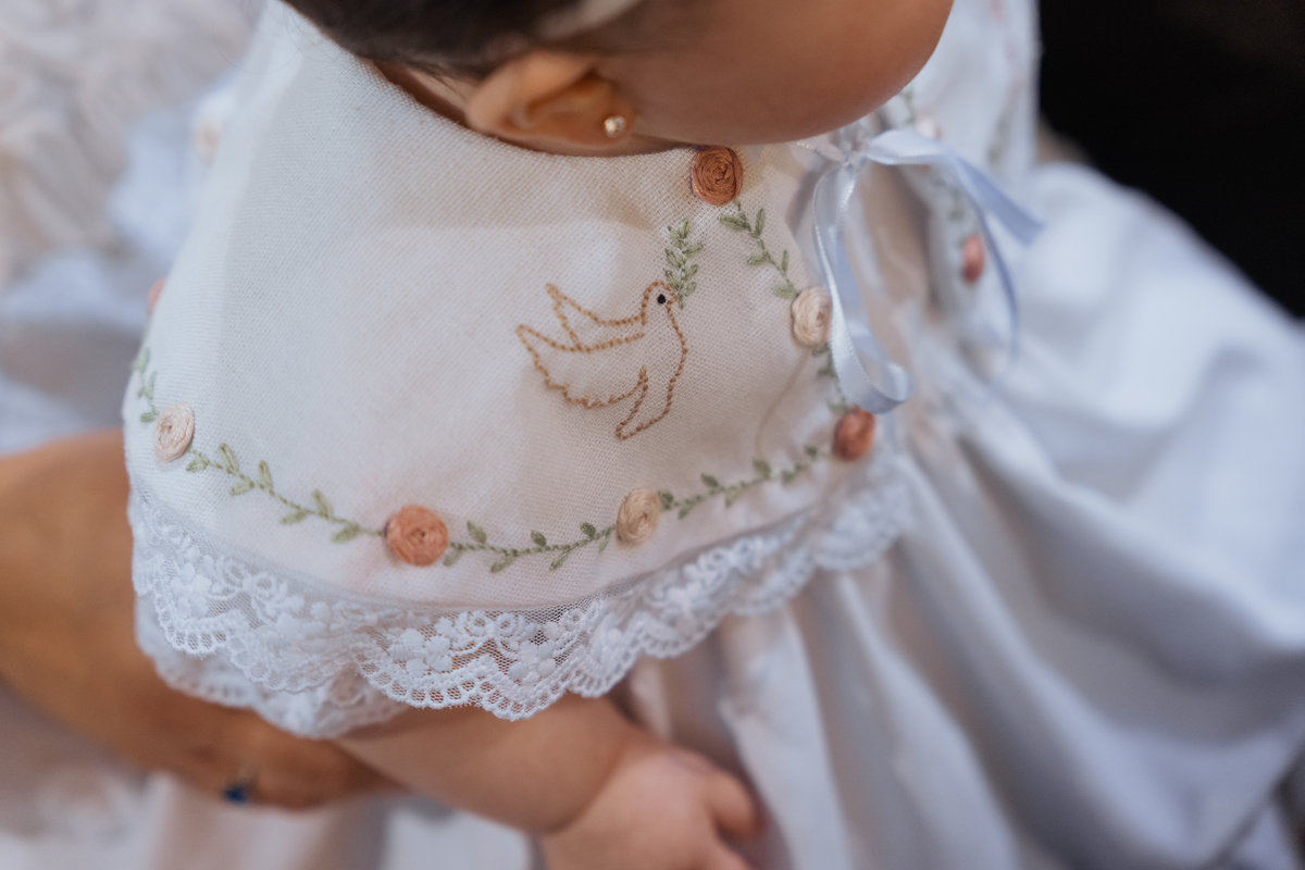 Batizado na Paróquia Cristo Rei Tatuapé de Maria Vitória por Anderson Crepaldi Fotografia