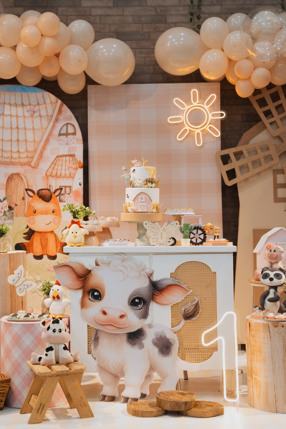 Festa de aniversário infantil com tema Fazendinha no Magic Joy Buffet de Alice por Anderson Crepaldi Fotografia
