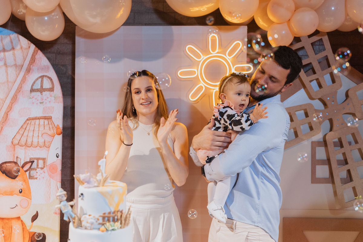 Festa de aniversário infantil com tema Fazendinha no Magic Joy Buffet de Alice por Anderson Crepaldi Fotografia