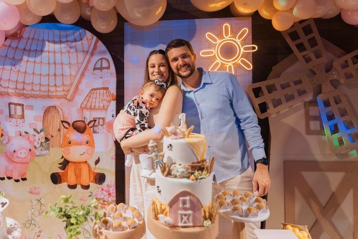 Festa de aniversário infantil com tema Fazendinha no Magic Joy Buffet de Alice por Anderson Crepaldi Fotografia