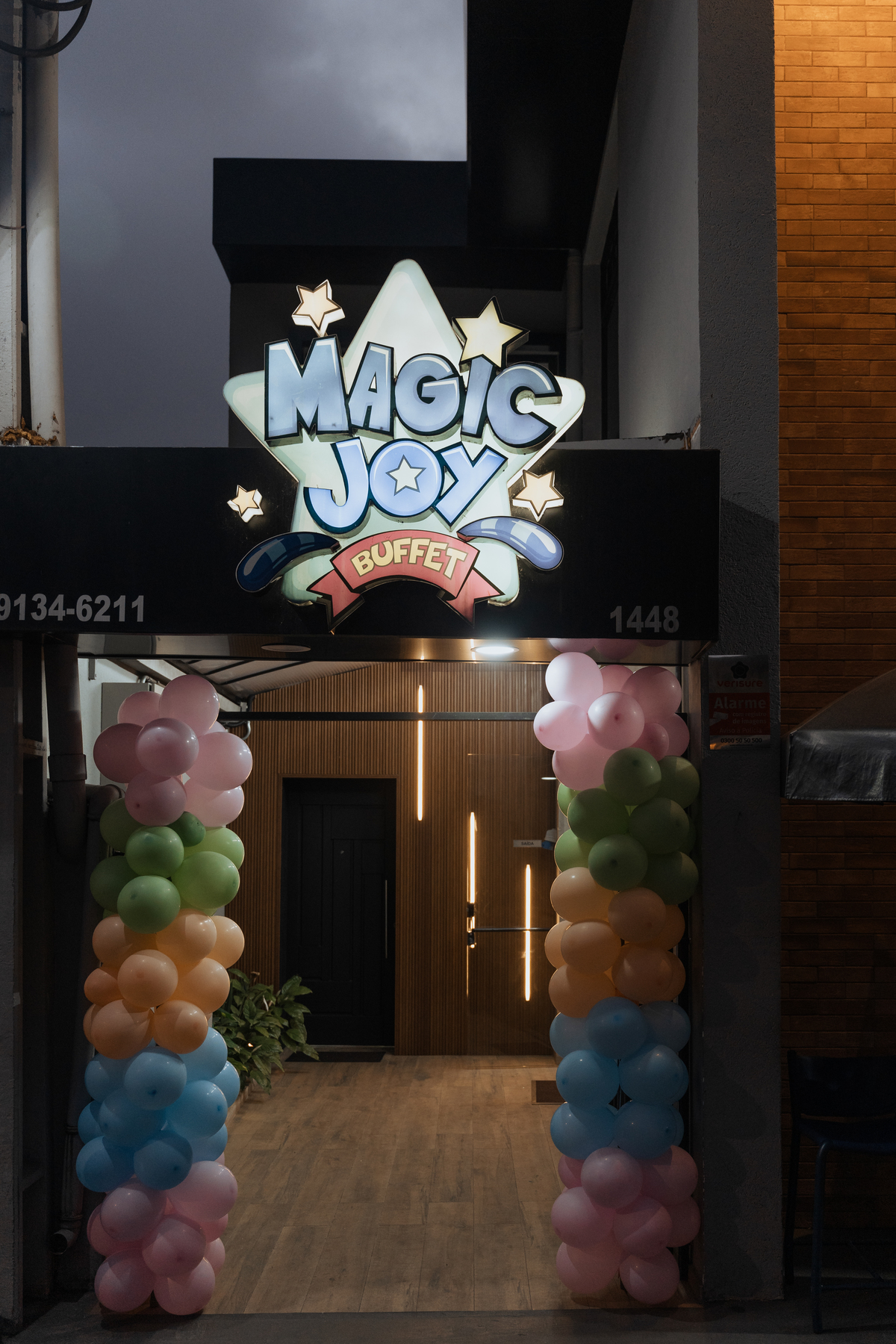 Festa de aniversário infantil com tema Fazendinha no Magic Joy Buffet de Alice por Anderson Crepaldi Fotografia