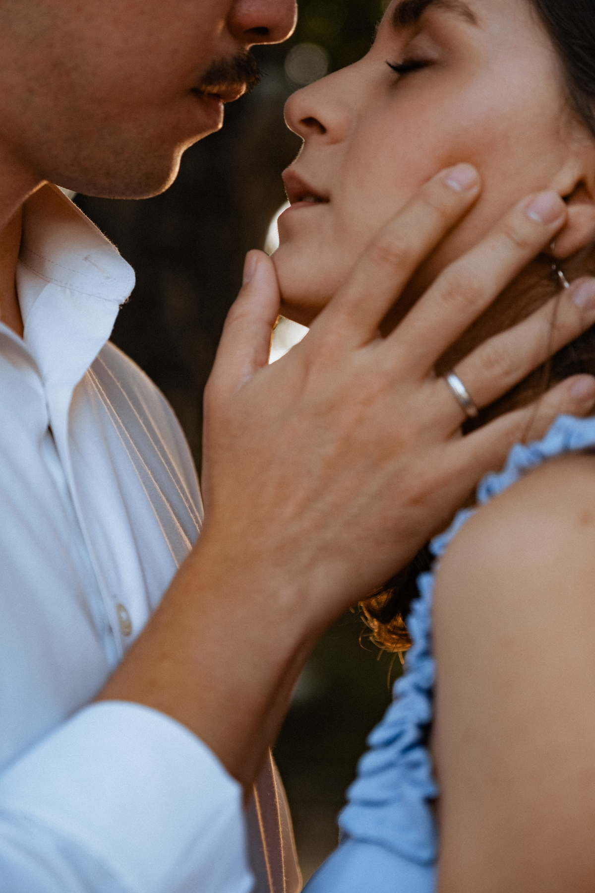 Ensaio pré-wedding na praia do Guaiúba no Guarujá de Letícia e Thomas por Anderson Crepaldi Fotografia