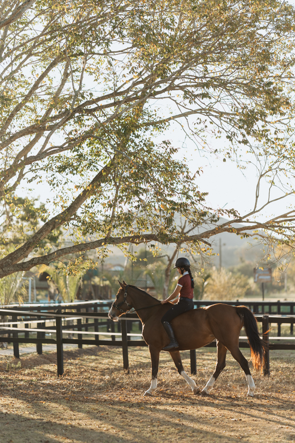 Ensaio debutante de 15 anos no Condomínio Fazenda Jaguariúna de Melissa por Anderson Crepaldi Fotografia