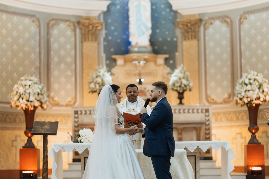 Casamento na Paróquia Nossa Senhora de Lourdes e recepção Buffet Tulipas de Danielly e Gustavo por Anderson Crepaldi Fotografia