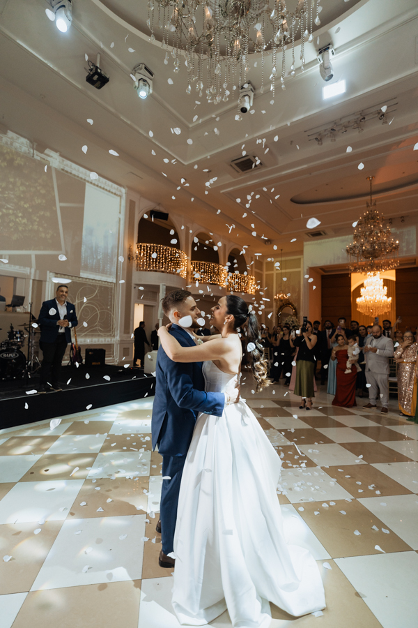 Casamento na Paróquia Nossa Senhora de Lourdes e recepção Buffet Tulipas de Danielly e Gustavo por Anderson Crepaldi Fotografia