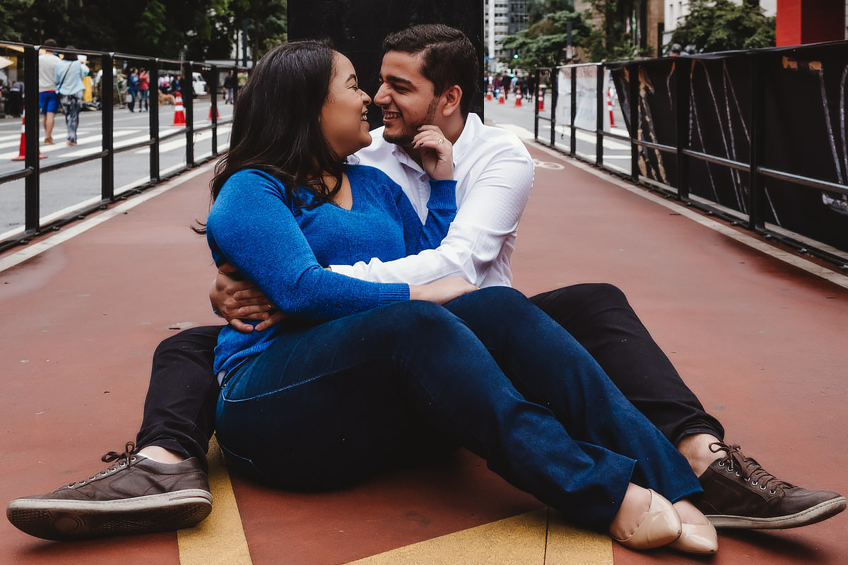 Ensaio Pré-Casamento na Avenida Paulista em São Paulo realizado por Anderson Crepaldi Fotógrafo de Casamento