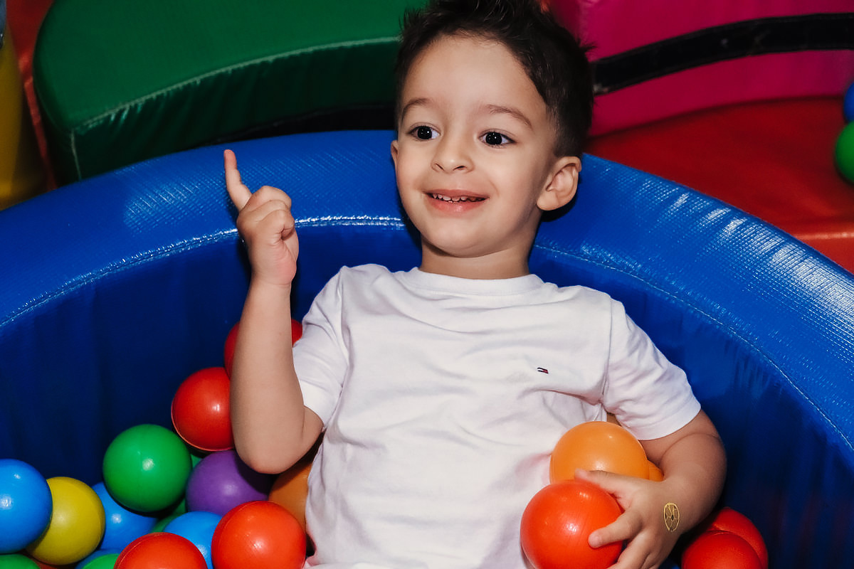 Festa Infantil de 01 ano da Maria Luisa tema galinha pintadinha no Espaço Araucárias