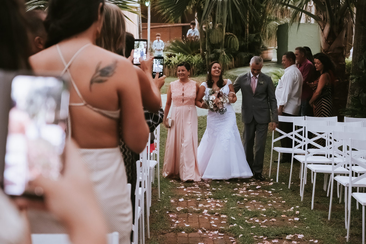 Casamento em Macaé - RJ de Thamires e Lucas no Espaço Casadio, realizado por Anderson Crepaldi Fotografia