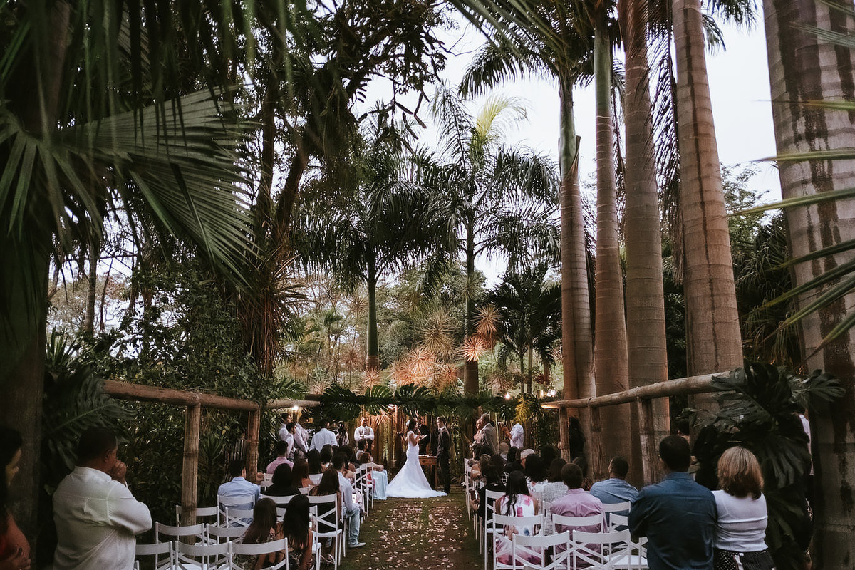Casamento em Macaé - RJ de Thamires e Lucas no Espaço Casadio, realizado por Anderson Crepaldi Fotografia