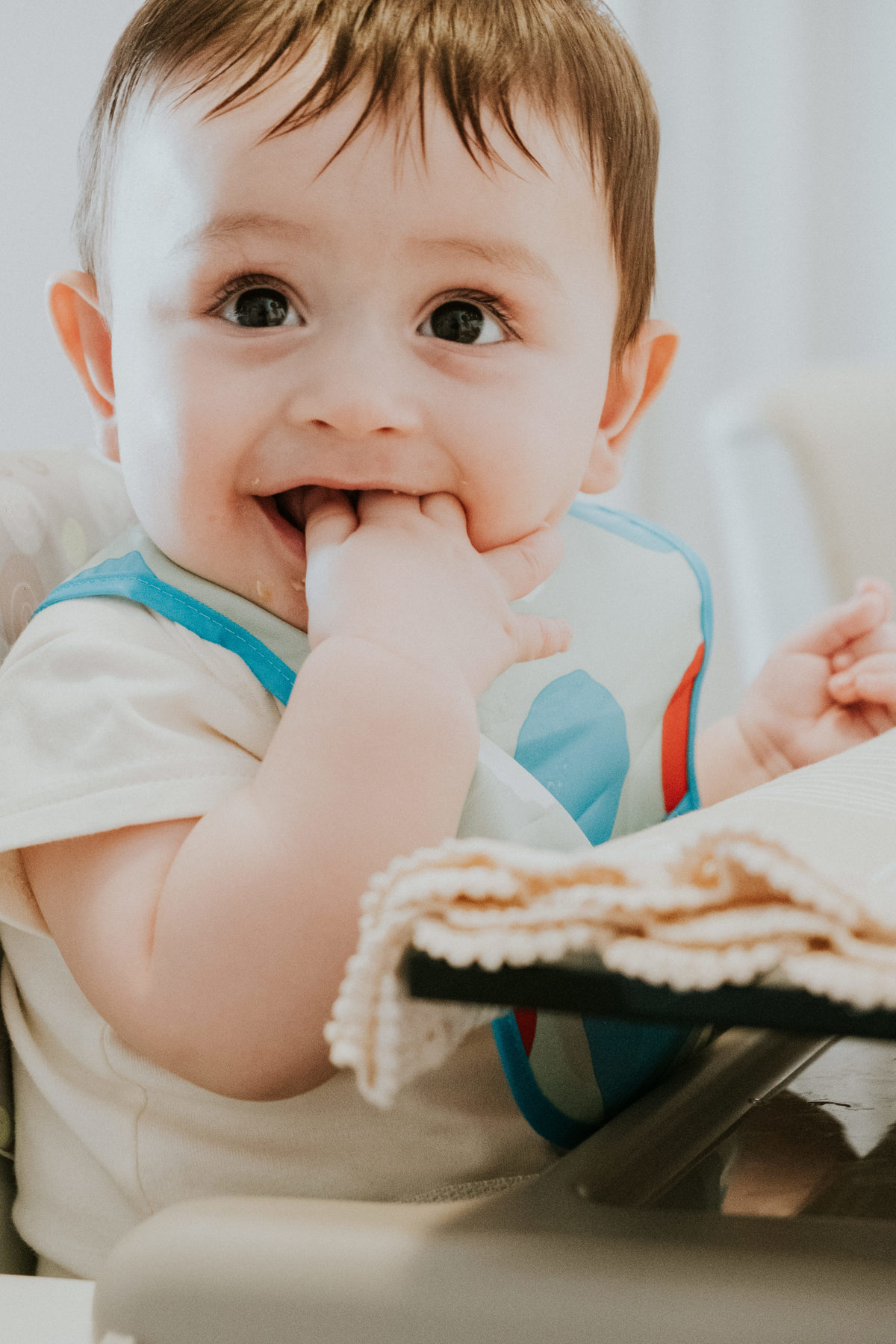 Acompanhamento fotográfico infantil de seis meses feito por Anderson Crepaldi Fotografia