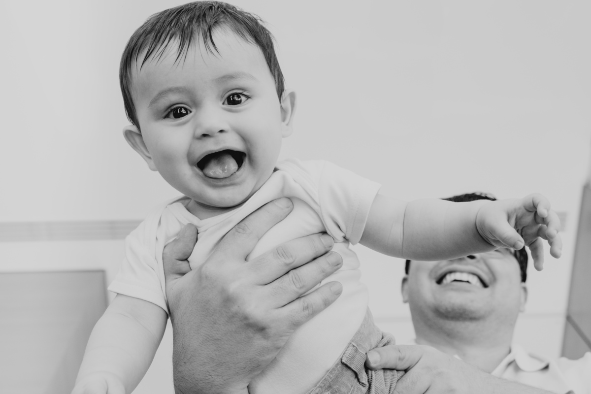 Acompanhamento fotográfico infantil de seis meses feito por Anderson Crepaldi Fotografia