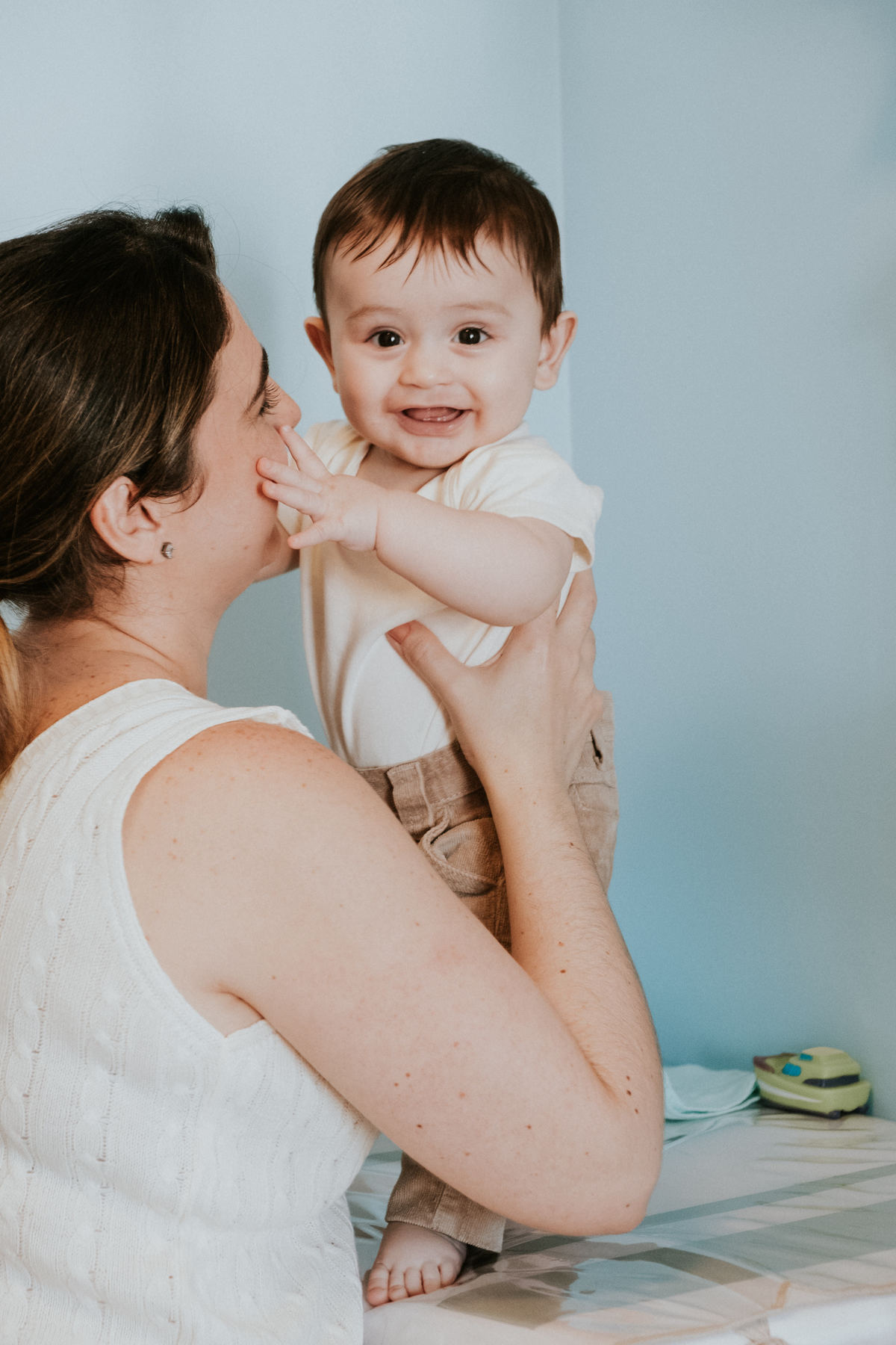 Acompanhamento fotográfico infantil de seis meses feito por Anderson Crepaldi Fotografia