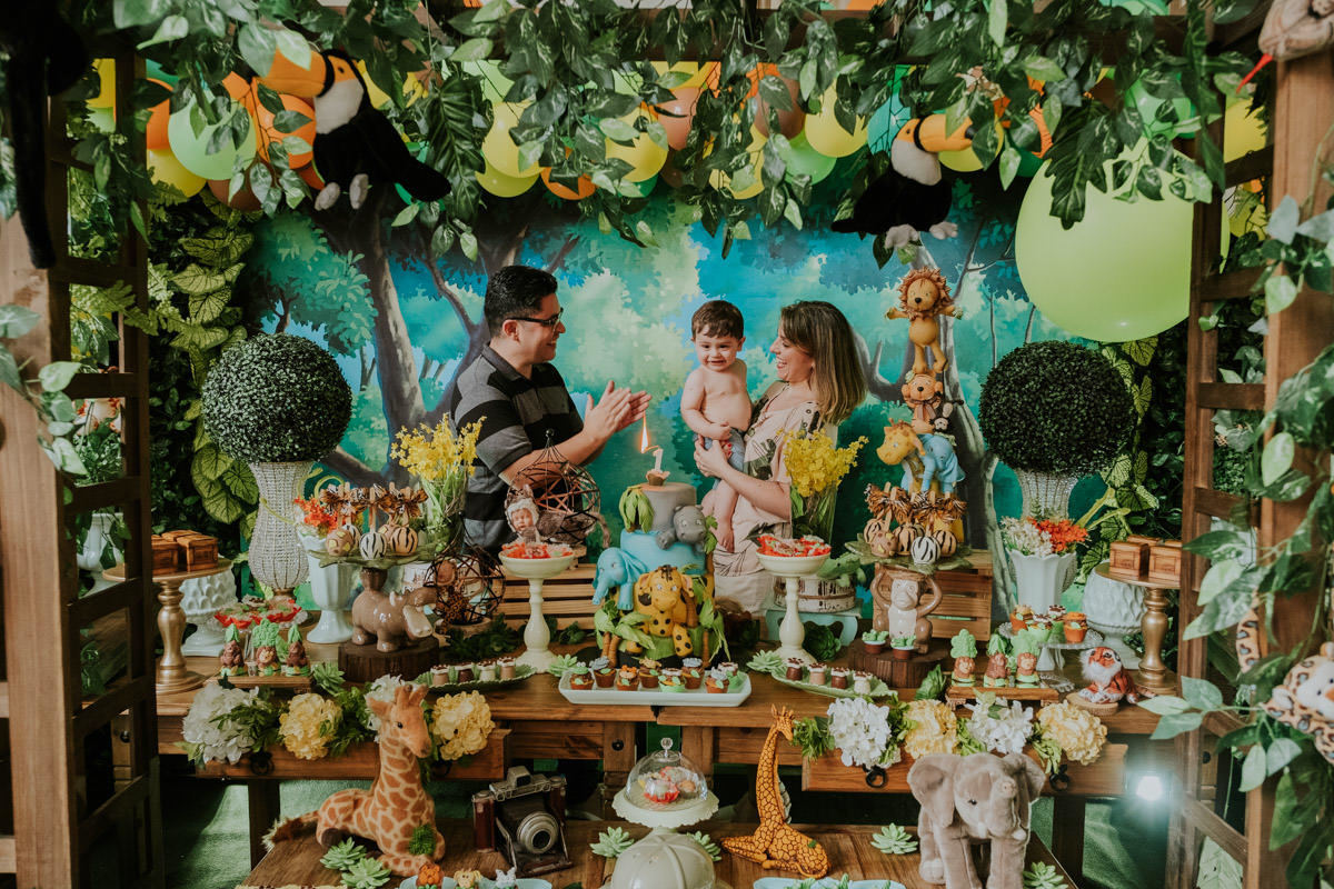 Festa de aniversário infantil com tema safari em casa, em São Paulo, do João Tadeu por Anderson Crepaldi Fotografia