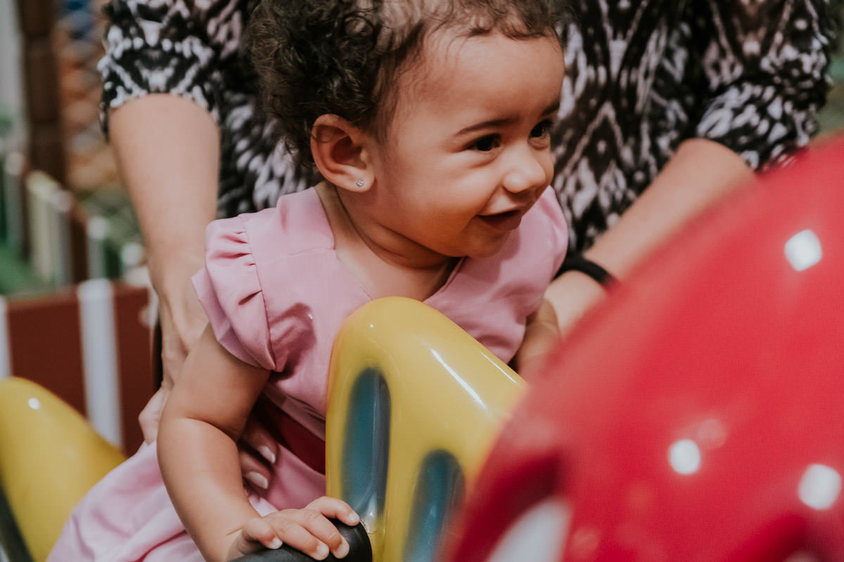 Festa de aniversário infantil no Buffet Folia e Fantasia tema As princesas de Trinity e Kayla por Anderson Crepaldi Fotografia
