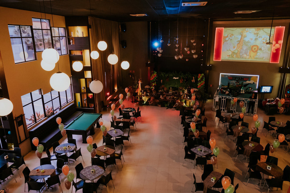 Festa de aniversário infantil Miguel no Buffet Planeta Kids com tema Safari por Anderson Crepaldi Fotografia