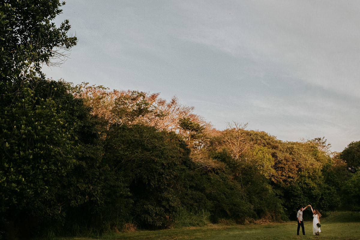Ensaio Pré-Casamento na Fazenda Ipanema estilo Boho Chic de Evelyn e Paulo, por Anderson Crepaldi, fotógrafo de casamento em SP e SJC