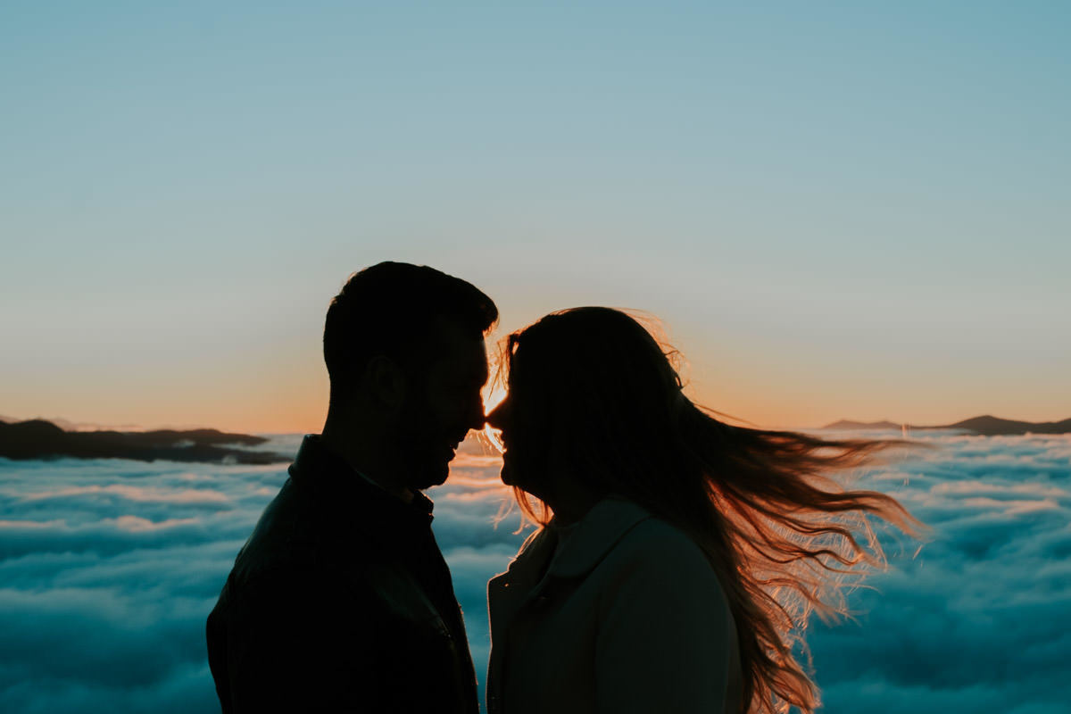 Ensaio fotográfico pré-casamento no pico do olho D'água de Samantha e Guilherme por Anderson Crepaldi