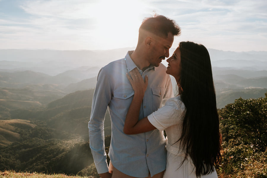 Ensaio fotográfico pré-wedding no Pico Agudo, Santo Antônio do Pinhal por Anderson Crepaldi, fotógrafo de casamento em São Paulo SP