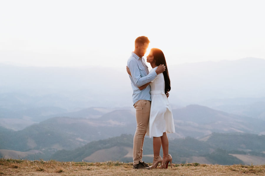 Ensaio fotográfico pré-wedding no Pico Agudo, Santo Antônio do Pinhal por Anderson Crepaldi, fotógrafo de casamento em São Paulo SP