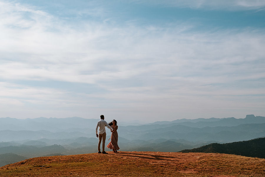 Ensaio fotográfico pré-wedding no Pico Agudo, Santo Antônio do Pinhal por Anderson Crepaldi, fotógrafo de casamento em São Paulo SP