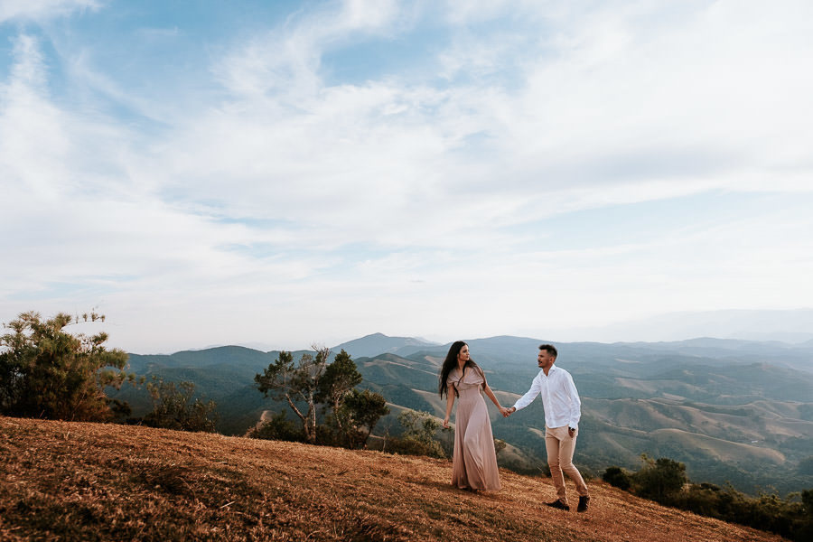 Ensaio fotográfico pré-wedding no Pico Agudo, Santo Antônio do Pinhal por Anderson Crepaldi, fotógrafo de casamento em São Paulo SP