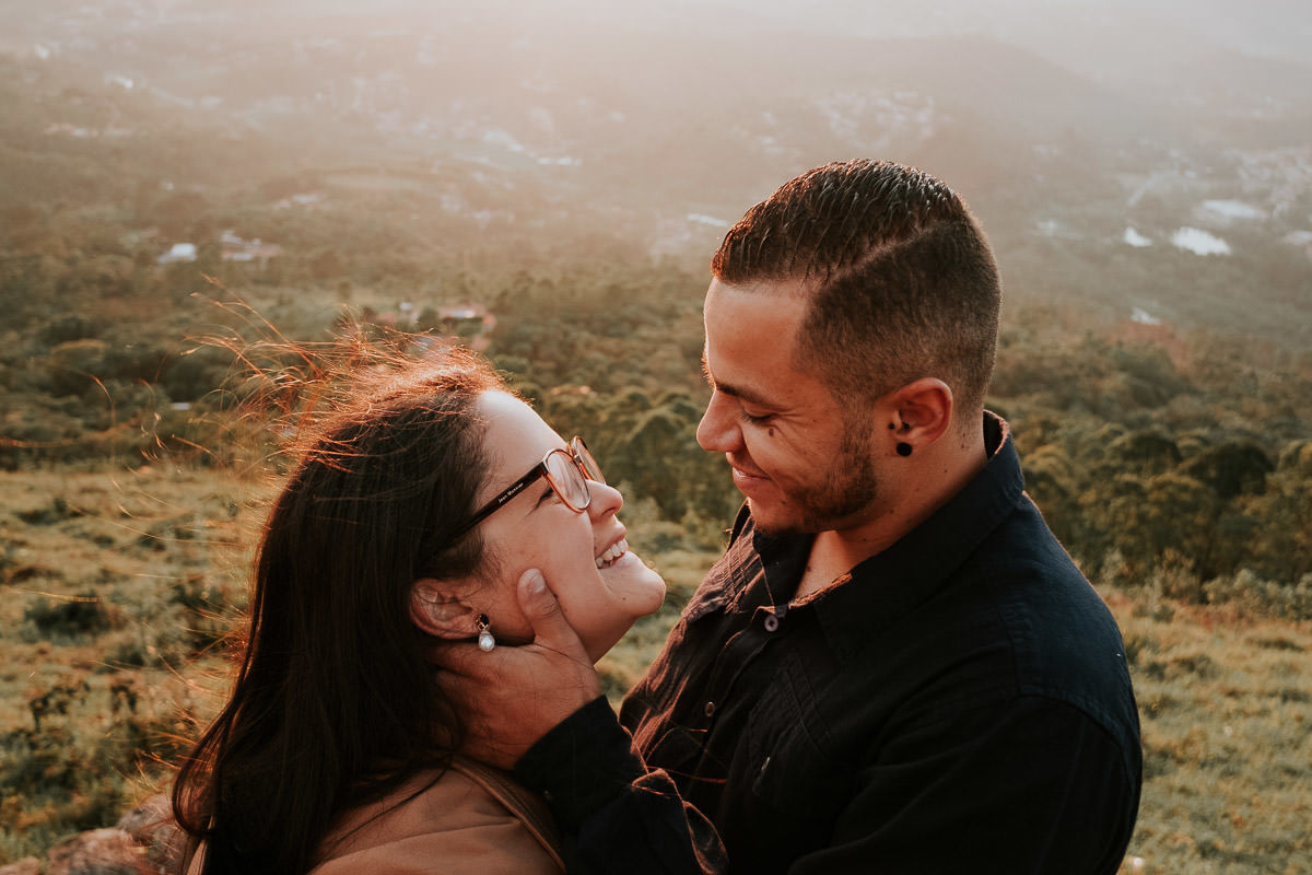 Ensaio pré-wedding Cristyellen e Johnny no Pico do Olho D'água em Mairiporã por Anderson Crepaldi, fotógrafo de casamento em São Paulo SP