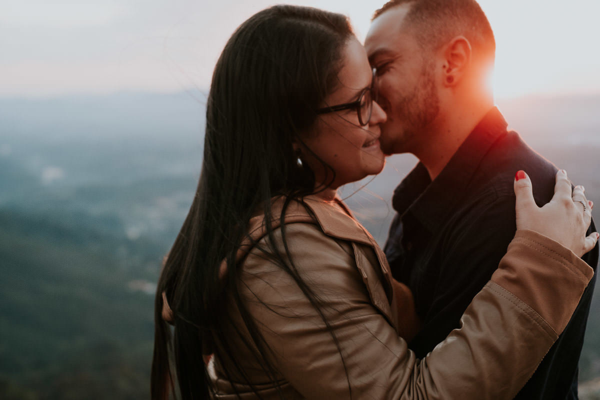 Ensaio pré-wedding Cristyellen e Johnny no Pico do Olho D'água em Mairiporã por Anderson Crepaldi, fotógrafo de casamento em São Paulo SP