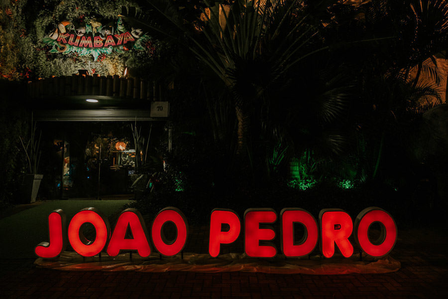 Festa de aniversário do João Pedro tema Safari, com leão, elefante e girafa no Buffet Kumbaya por Anderson Crepaldi Fotografia