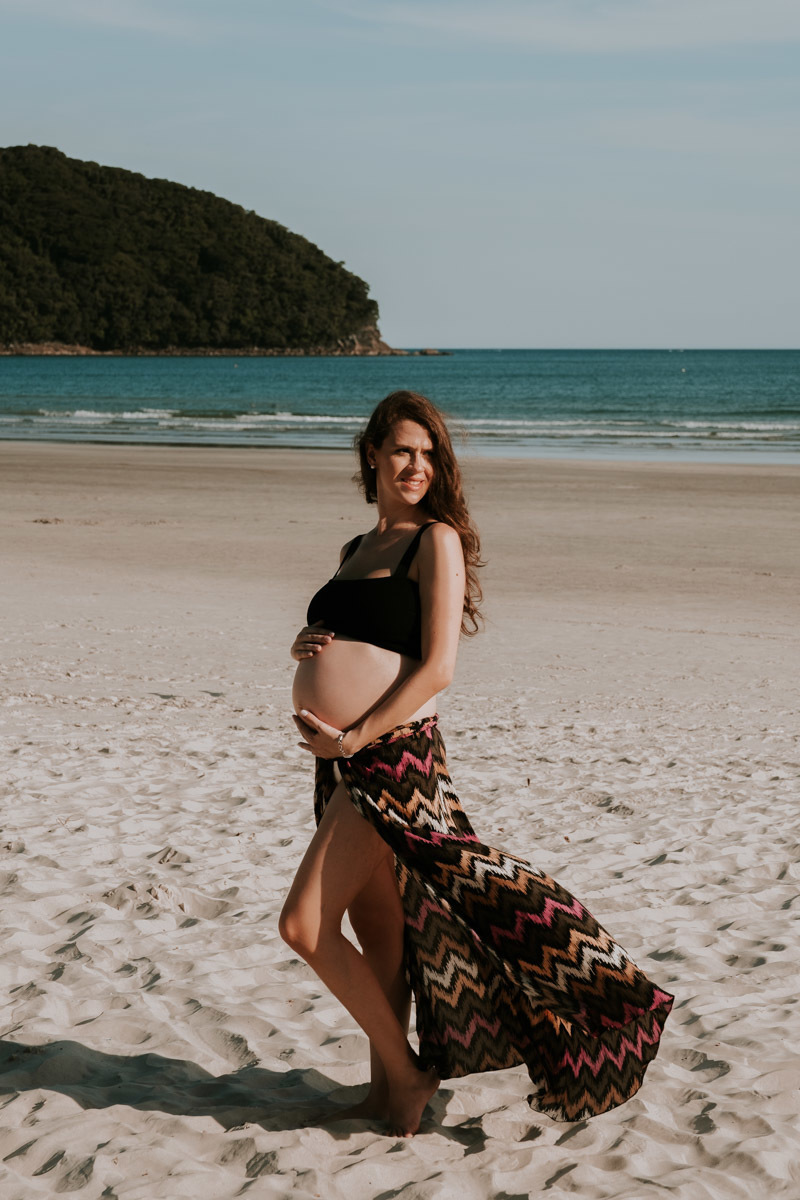 Ensaio Gestante Thalita na praia do Camburizinho em São Sebastião por Anderson Crepaldi Fotografia 