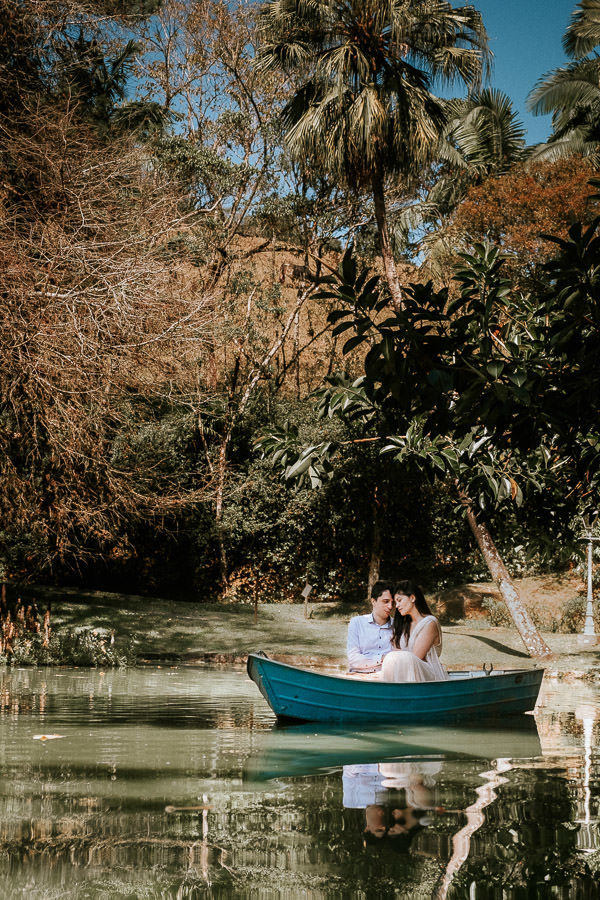 Ensaio pré-wedding de casal na Fazenda 7 Lagoas - em Santa Isabel por Anderson Crepaldi Fotografia, fotógrafo de casamento em São Paulo -SP