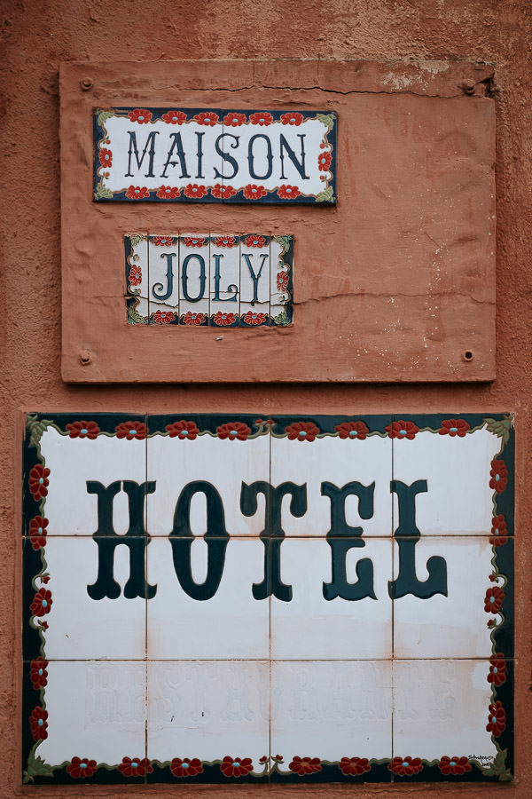 Ensaio na praia de Roberta e Eric no Maison Joly Hotel, em Ilhabela por Anderson Crepaldi Fotografia