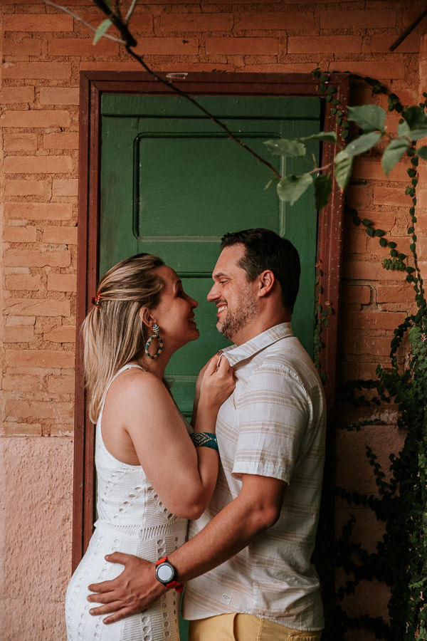 Ensaio na praia de Roberta e Eric no Maison Joly Hotel, em Ilhabela por Anderson Crepaldi Fotografia